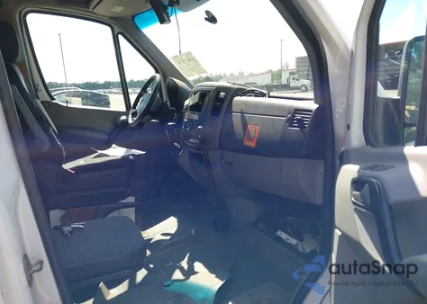 2011 Mercedes-Benz Sprinter 2500 High Roof from USA, damaged, VIN WD3PE8CB4B5608857